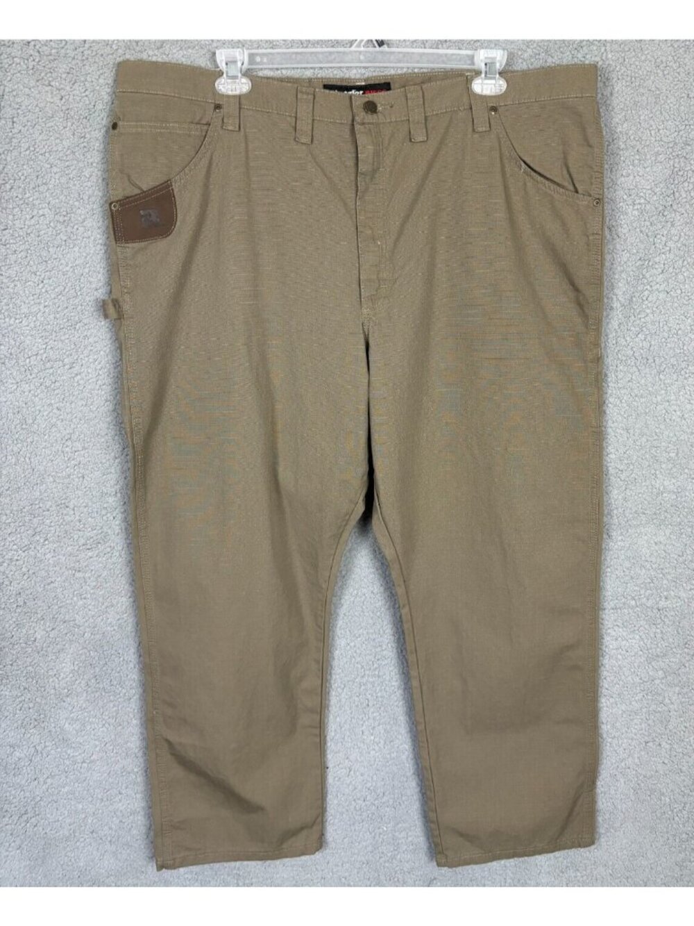 Wrangler Men's RIGGS Workwear Carpenter Jeans RipStop Beige/Khaki 46X30 NWT's.